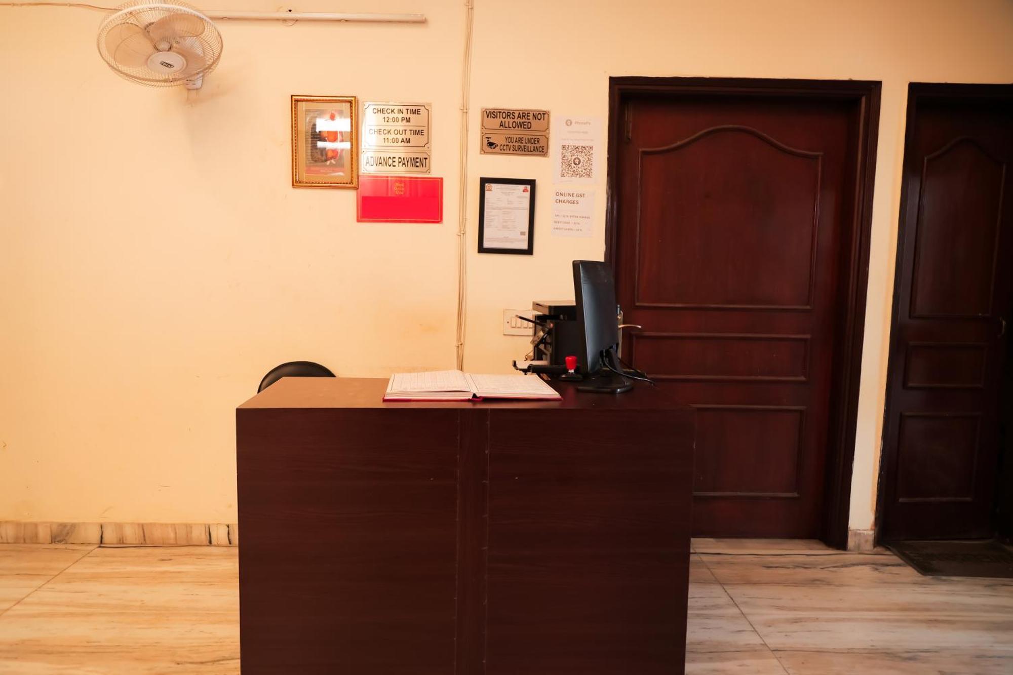 Hotel Green Villa - Near Anand Vihar Station New Delhi Exterior photo